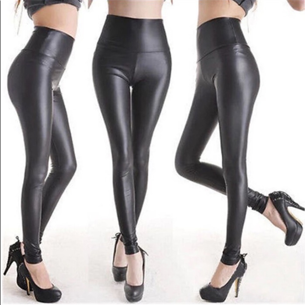 NWT Vegan leather pants BLACK high waist skinny soft stretchy PU one size S/M